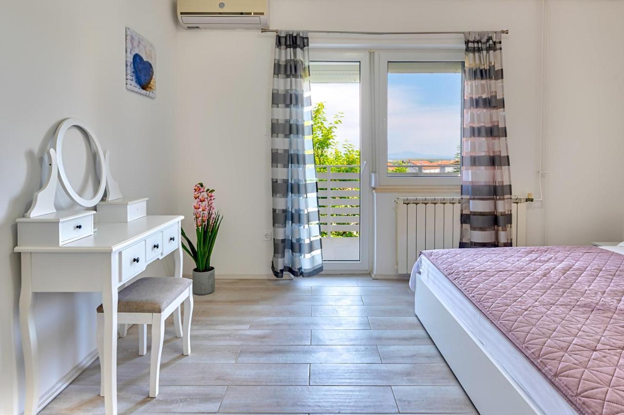 Villa Matija Ližnjan Esterno foto